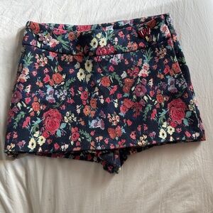 Zara Floral Mini Skort - Trafaluc collection Size M